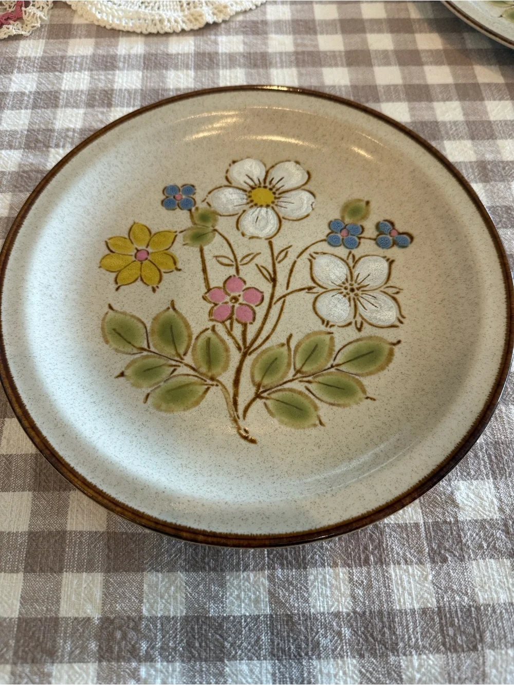 Vintage Crestone International China Candy Bush Floral Stoneware Dinner Plates